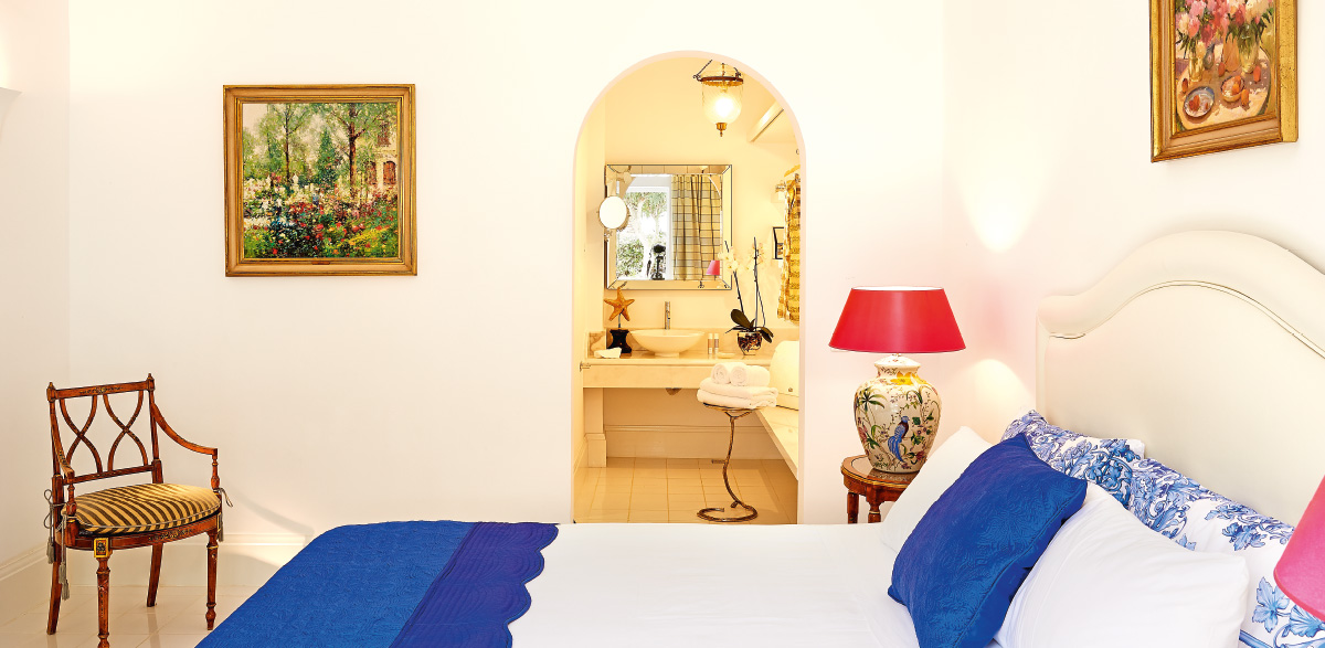 01-luxury-bungalow-suite-garden-view-luxury-accommodation-in-crete-greece
